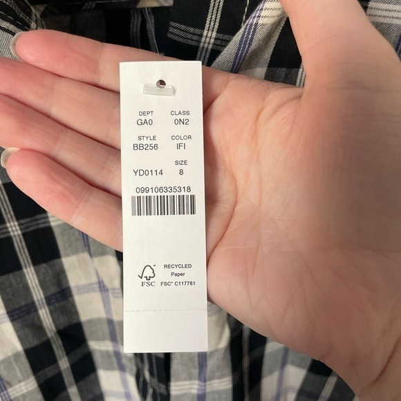 J. Crew Relaxed-fit Featherweight Flannel Shirt in Friday Plaid Size 8 NWT - Picture 6 of 11